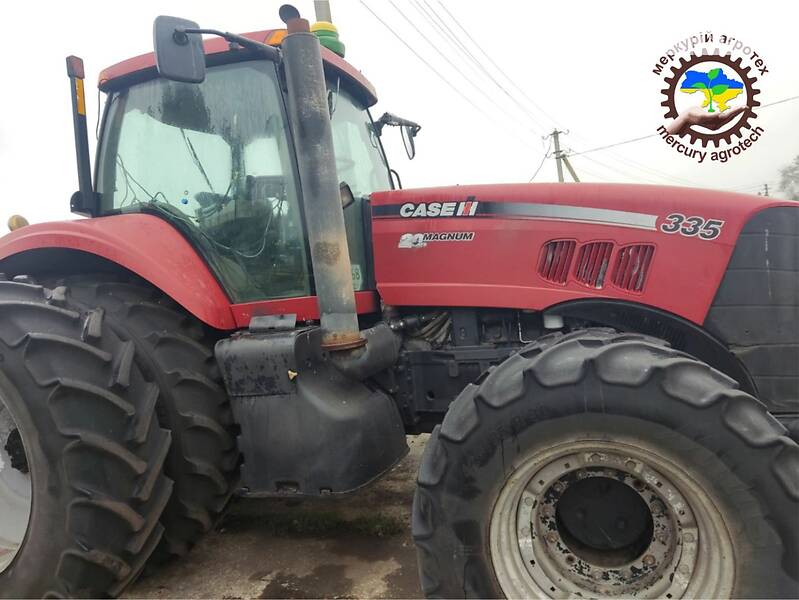 Case IH 335