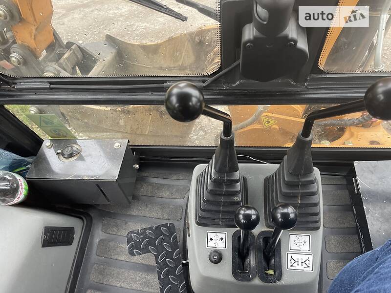 Экскаватор погрузчик Case IH 570 2022 в Славском