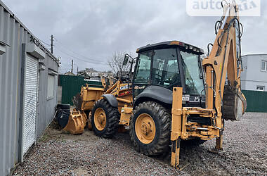 Экскаватор погрузчик Case IH 695 2010 в Киеве