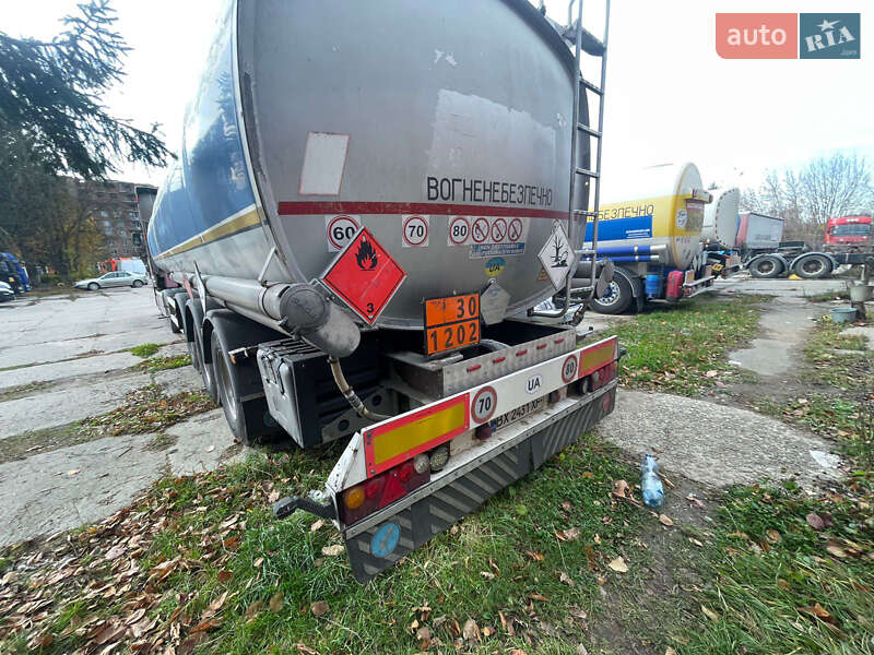 Цистерна напівпричіп Casvi 05/L-CBA-CAT.04 2002 в Хмельницькому фото 4 Цистерна напівпричіп Casvi 05/L-CBA-CAT.04 2002 в Хмельницькому