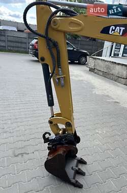 Миниэкскаватор Caterpillar 301.8 2011 в 