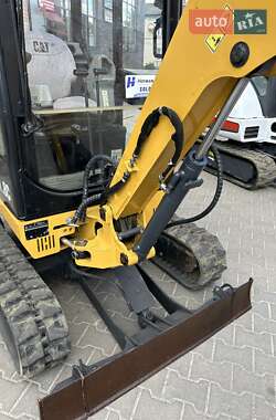 Миниэкскаватор Caterpillar 301.8 2011 в 