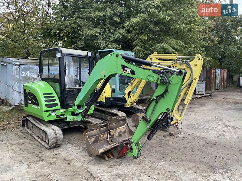 Миниэкскаватор Caterpillar 302.5 2011 в Львове