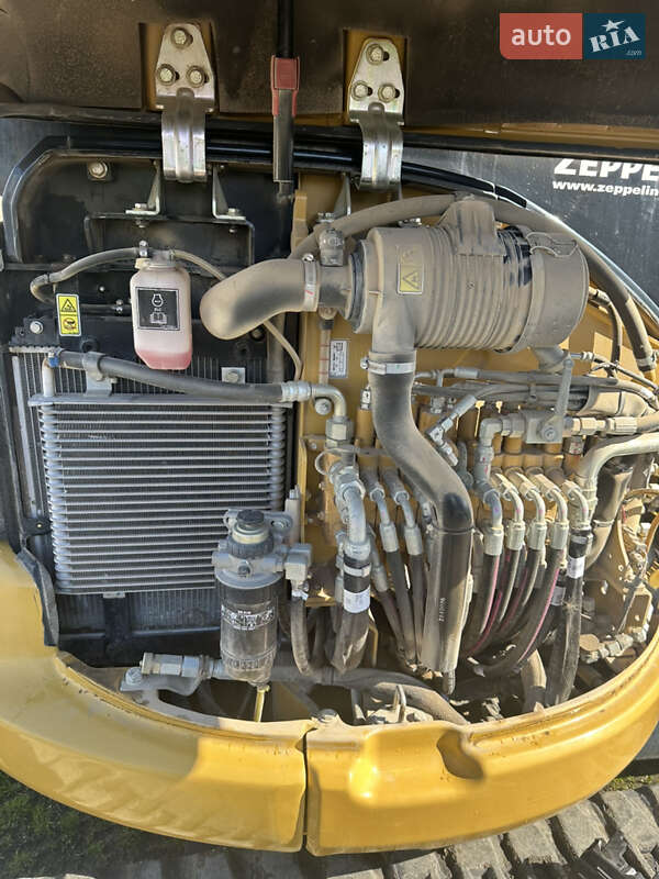 Гусеничный экскаватор Caterpillar 303.5 2012 в Тячеве