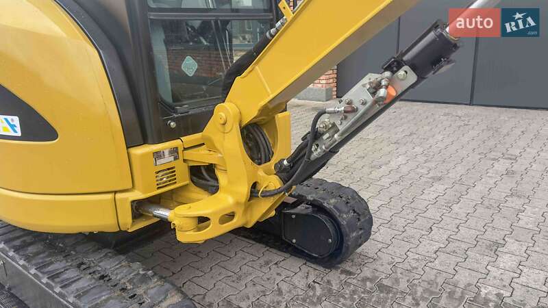 Миниэкскаватор Caterpillar 303 2009 в Житомире