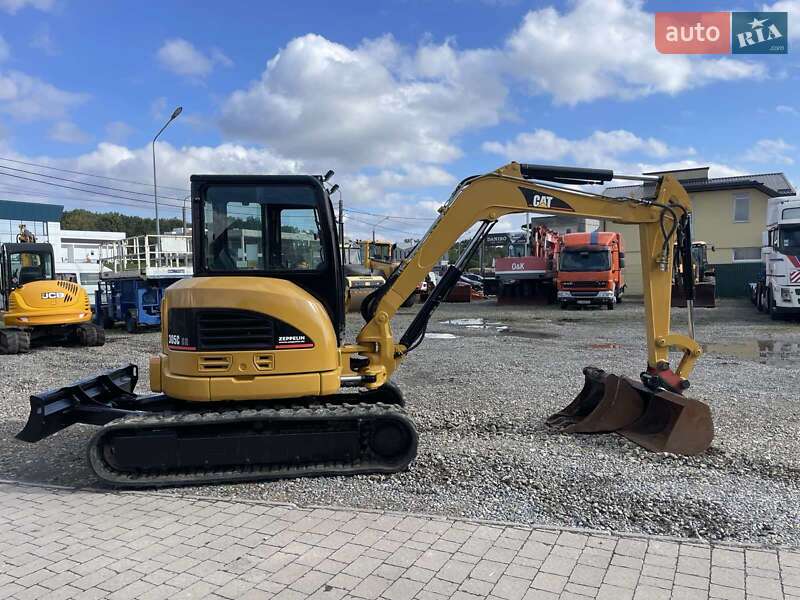 Миниэкскаватор Caterpillar 305 2010 в 