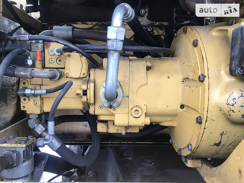 Колесный экскаватор Caterpillar 315 2001 в Косове