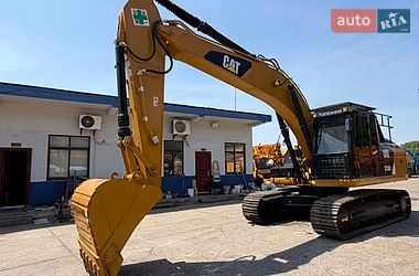 Гусеничный экскаватор Caterpillar 320 2019 в Ровно