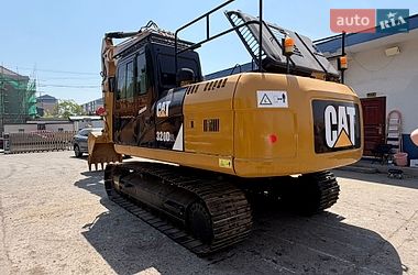 Гусеничний екскаватор Caterpillar 320 2019 в Рівному