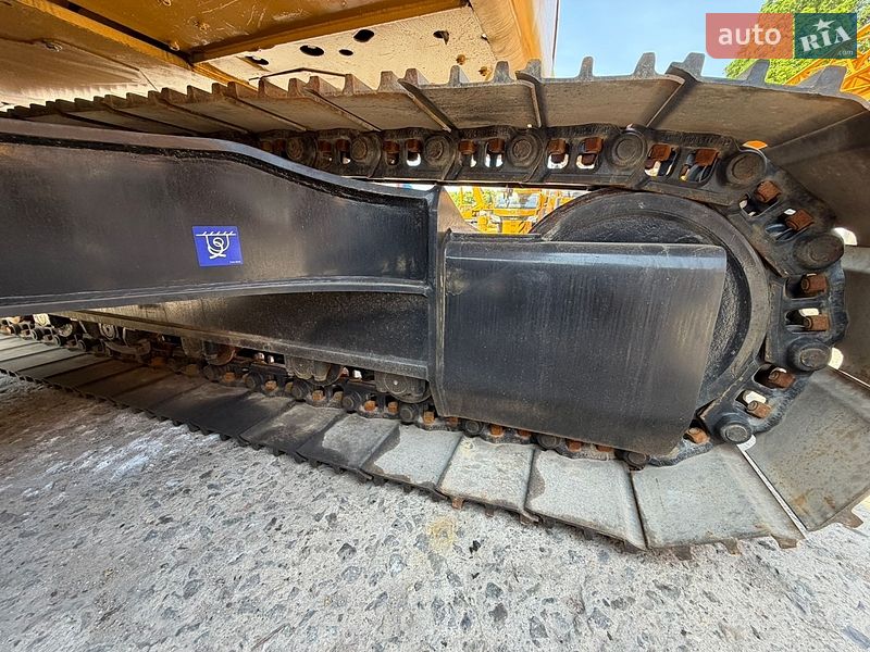 Гусеничний екскаватор Caterpillar 320 2019 в Рівному