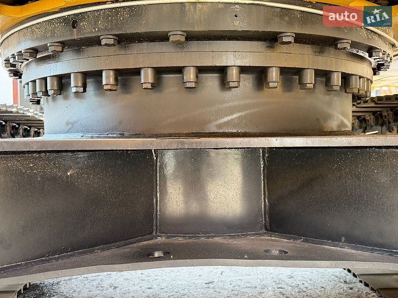 Гусеничний екскаватор Caterpillar 320 2019 в Рівному