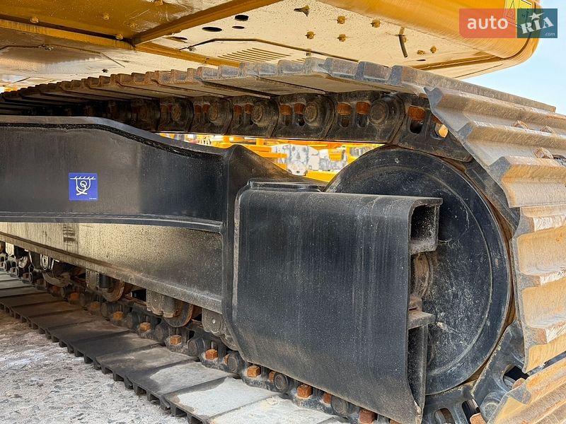Гусеничний екскаватор Caterpillar 320 2019 в Рівному