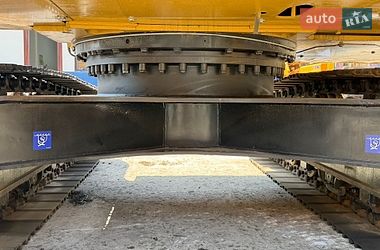 Гусеничный экскаватор Caterpillar 320 2019 в Ровно