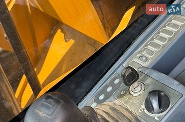 Гусеничний екскаватор Caterpillar 320 2019 в Рівному