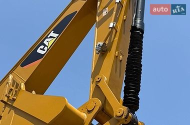 Гусеничний екскаватор Caterpillar 320 2019 в Рівному