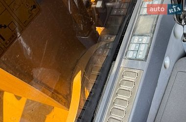 Гусеничний екскаватор Caterpillar 320 2019 в Рівному