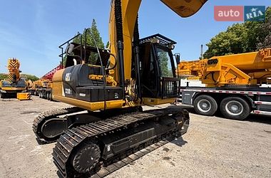 Гусеничний екскаватор Caterpillar 320 2019 в Рівному