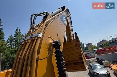 Гусеничний екскаватор Caterpillar 320 2019 в Рівному