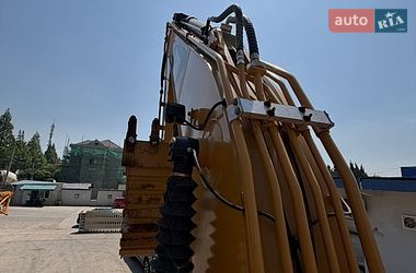 Гусеничний екскаватор Caterpillar 320 2019 в Рівному