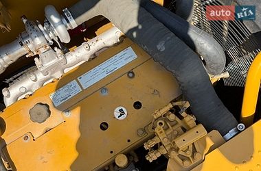 Гусеничний екскаватор Caterpillar 320 2019 в Рівному