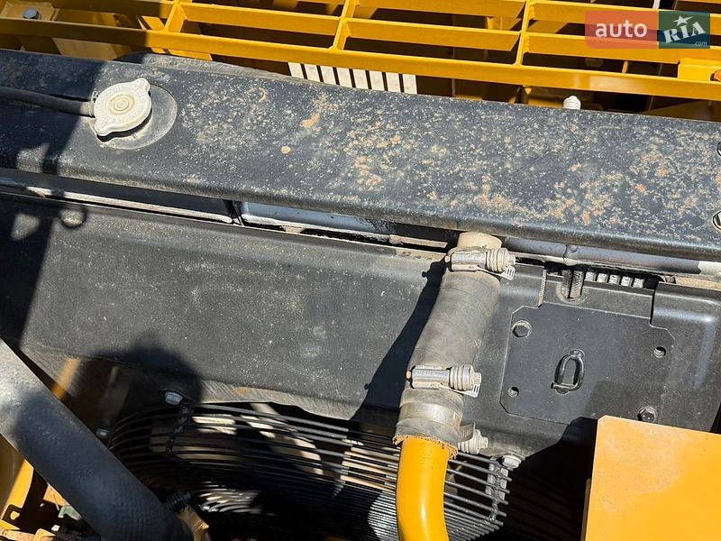 Гусеничний екскаватор Caterpillar 320 2019 в Рівному