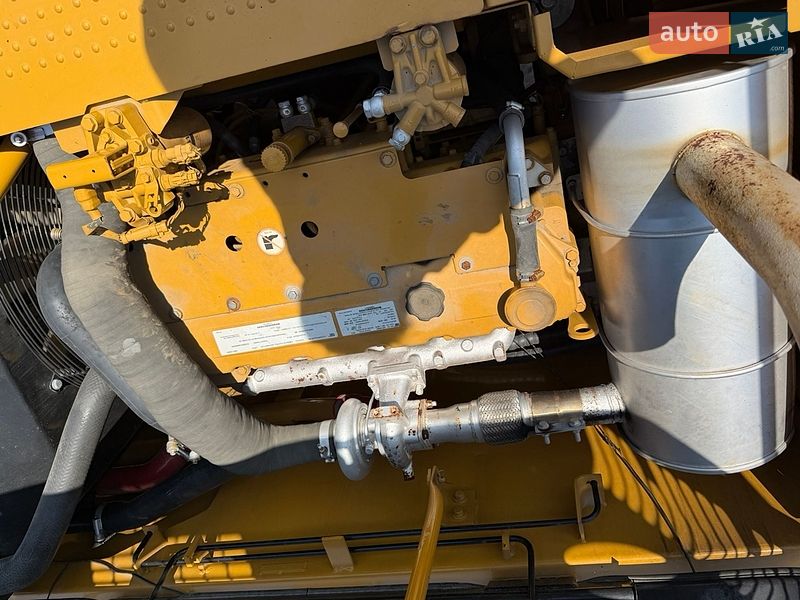 Гусеничний екскаватор Caterpillar 320 2019 в Рівному