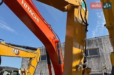 Гусеничный экскаватор Caterpillar 320 2016 в Ровно