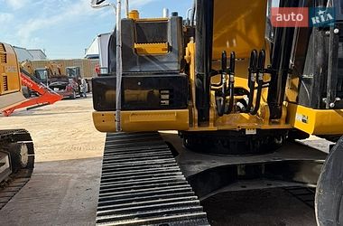 Гусеничный экскаватор Caterpillar 320 2016 в Ровно