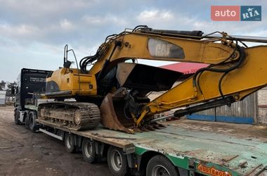 Гусеничний екскаватор Caterpillar 320C 2007 в Косові