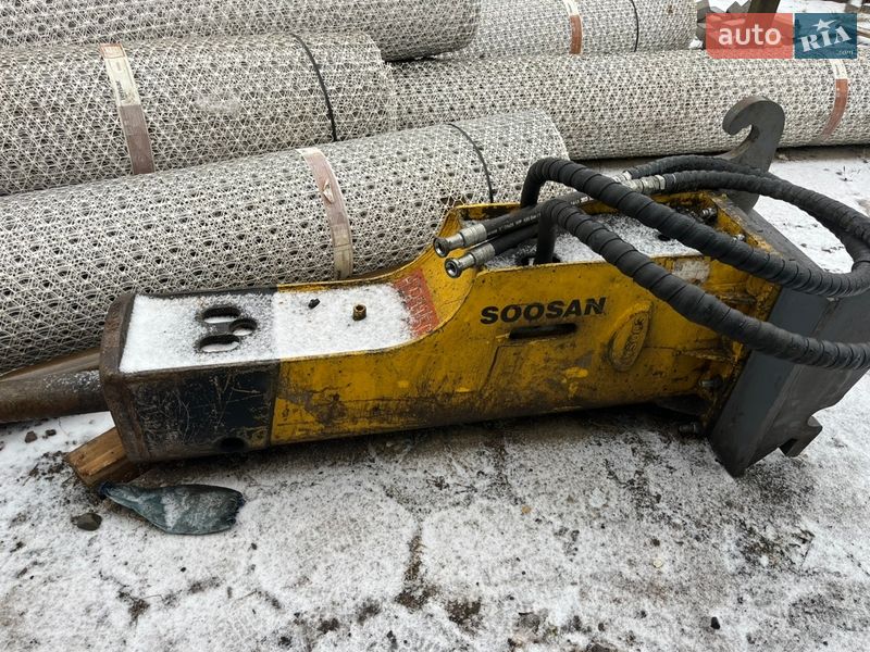 Гусеничный экскаватор Caterpillar 320C 2007 в Косове фото 16 Гусеничный экскаватор Caterpillar 320C 2007 в Косове