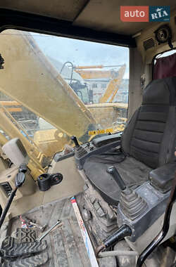 Гусеничный экскаватор Caterpillar 322 2006 в 