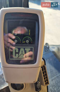 Экскаватор погрузчик Caterpillar 322 2007 в 