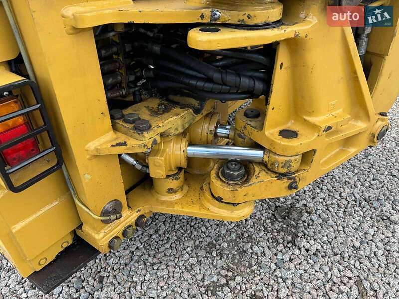Экскаватор погрузчик Caterpillar 428 2004 в Белой Церкви