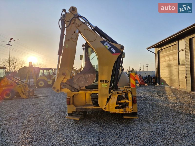 Экскаватор погрузчик Caterpillar 434 2008 в Черновцах