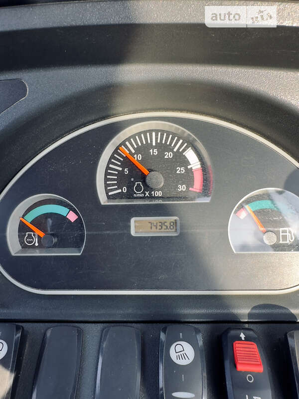 Экскаватор погрузчик Caterpillar 444 2014 в Павлограде