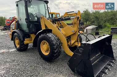 Фронтальный погрузчик Caterpillar 906 2012 в 