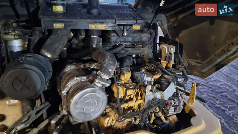 Фронтальні навантажувачі Caterpillar 906 2020 в Одесі