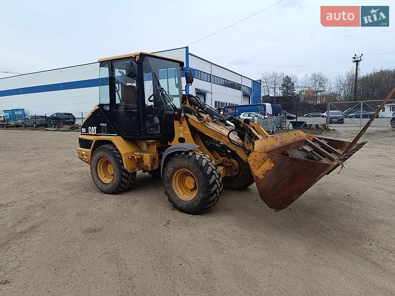Caterpillar 906 2006