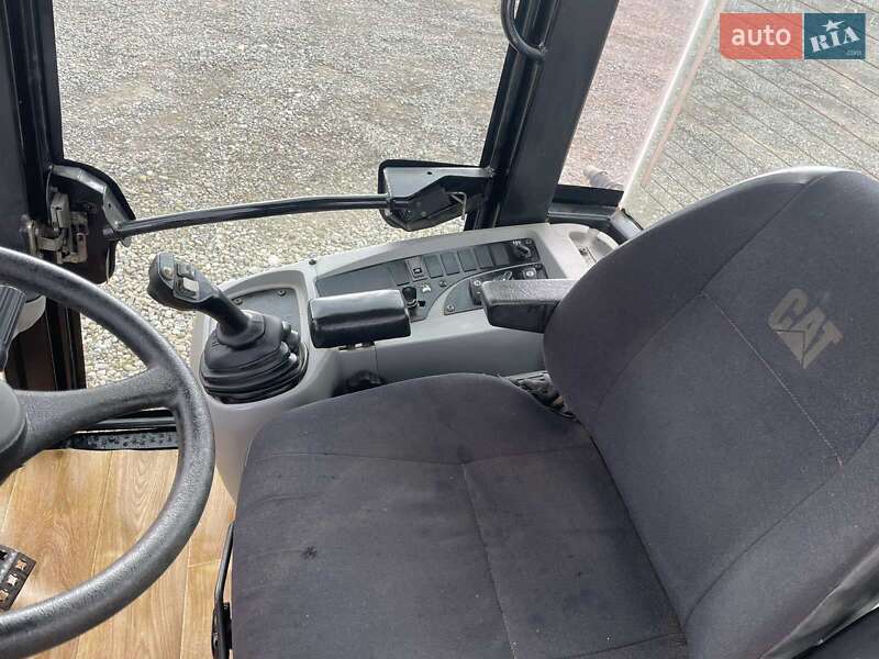 Фронтальный погрузчик Caterpillar 908 2011 в Львове фото 16 Фронтальный погрузчик Caterpillar 908 2011 в Львове