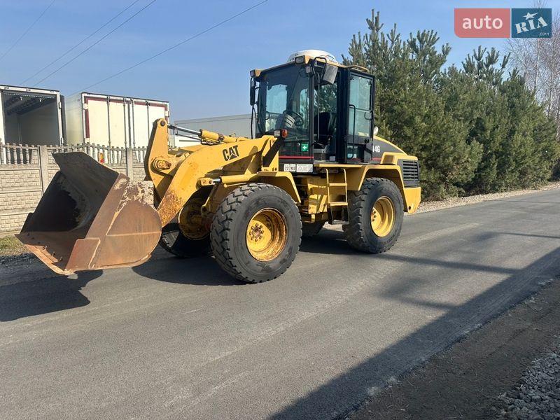 Фронтальный погрузчик Caterpillar 914 2000 в Луцке