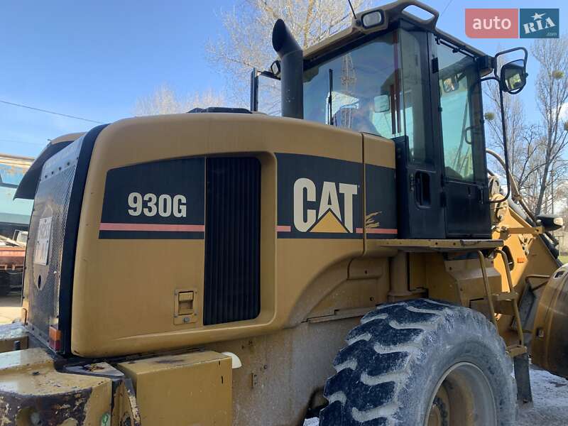 Фронтальні навантажувачі Caterpillar 930 2007 в Києві