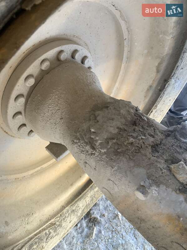 Фронтальні навантажувачі Caterpillar 930 2007 в Києві