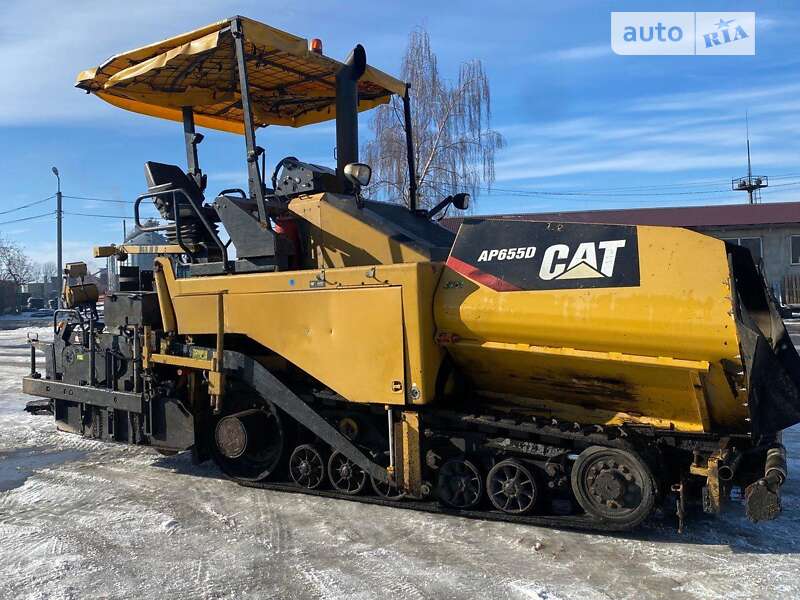 Асфальтоукладчик Caterpillar AP 2009 в Тернополе