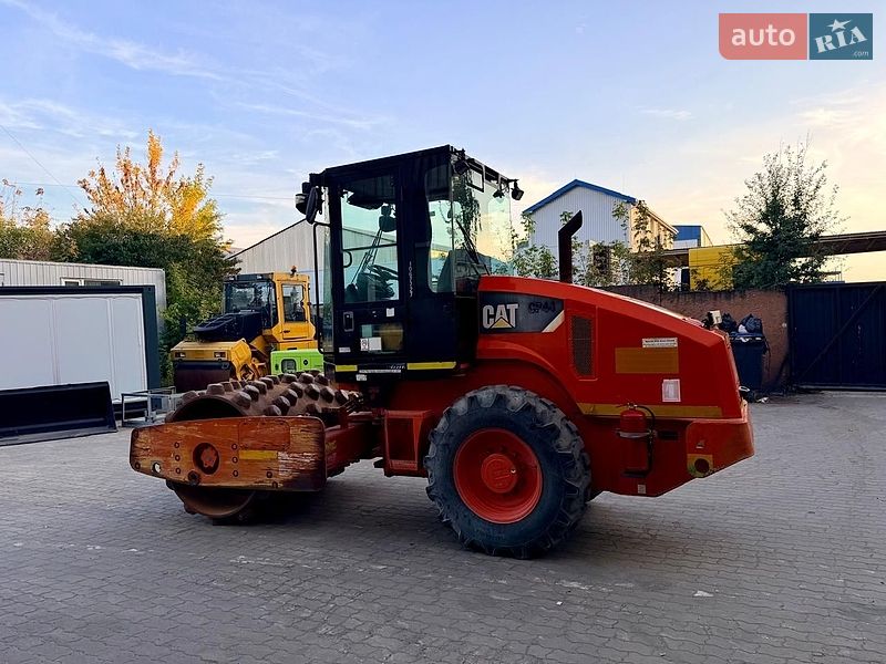 Caterpillar CP 2011