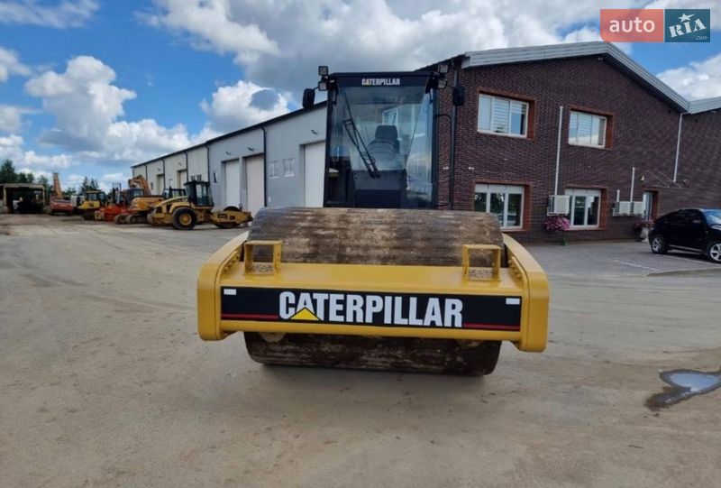 Каток грунтовый Caterpillar CS 2008 в Одессе