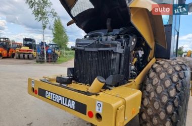 Каток грунтовый Caterpillar CS 2008 в Одессе