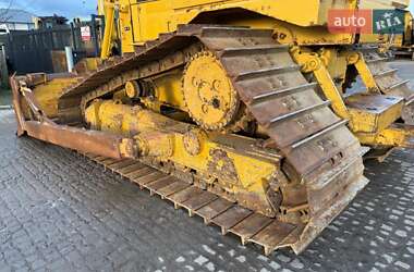 Бульдозер Caterpillar D6T 2011 в 