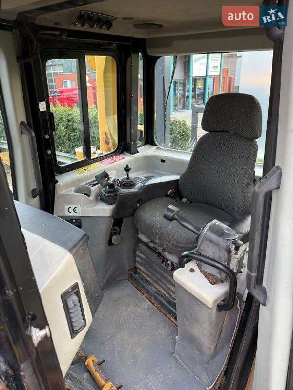 Бульдозер Caterpillar D6T 2011 в Киеве фото 16 Бульдозер Caterpillar D6T 2011 в Киеве