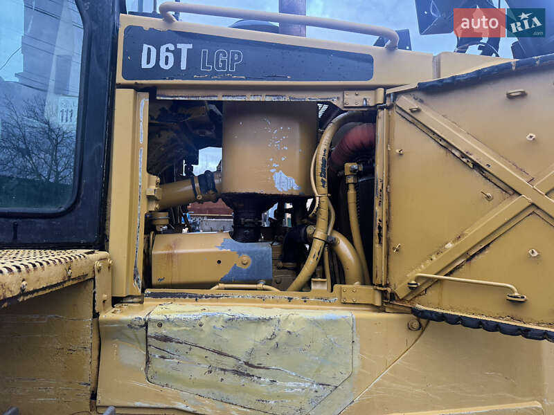Бульдозер Caterpillar D6T 2010 в Ужгороде