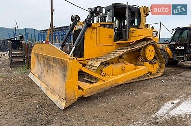 Бульдозер Caterpillar D6T 2010 в Ужгороде